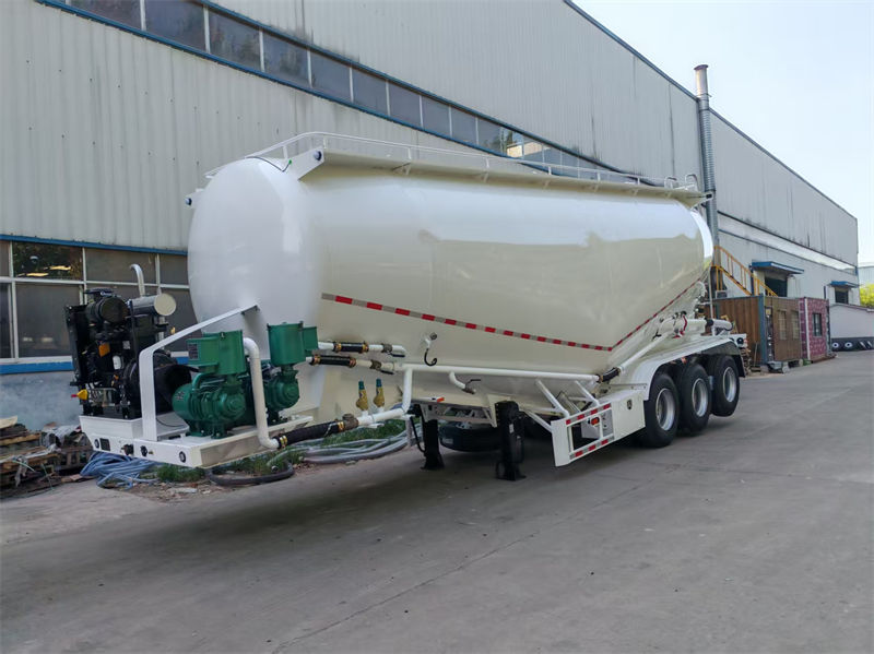散装水泥罐车